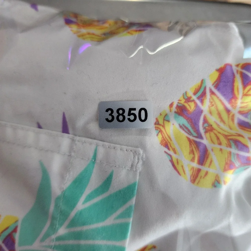 Chubbies Mens Medium Swim Trunks Lined White Pineapple Tropical Graphic Shorts